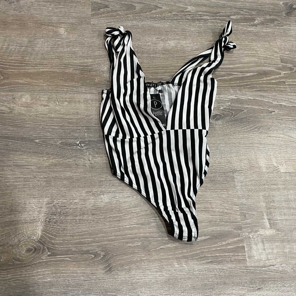 Petite Charlotte Shipped Tie Shoulder Plunge Body.